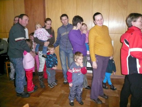 Mikulášské zpívání u stromečku - 3.12.2010